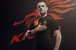 开云体育app-伦纳德攻防两端统治赛场，步行者强势晋级剑指国王