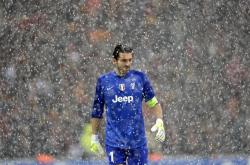 开云体育入口-战术铁幕下的破晓，中国式高压如何淬炼出巴雷拉的终极爆发