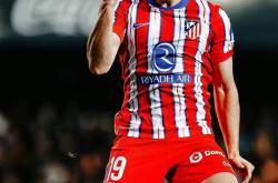 开云官网-关于巴萨大胜瓦伦西亚，锁定欧冠小组头名前程的信息