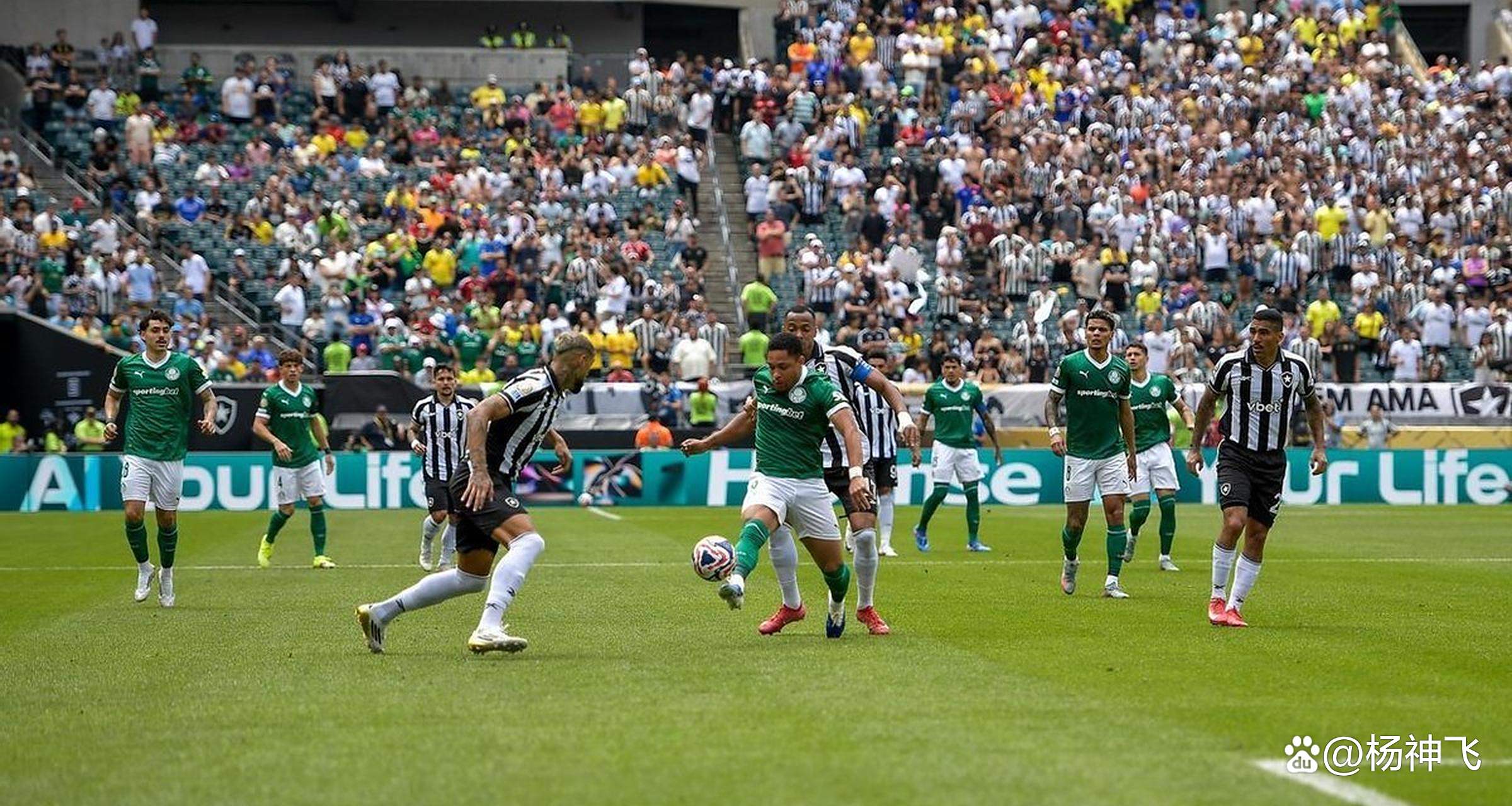 南美球队连胜,豪取八强席位 南美球队连胜,豪取八强席位