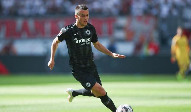 包含弗兰克福客场大胜科隆，继续稳定发挥的词条