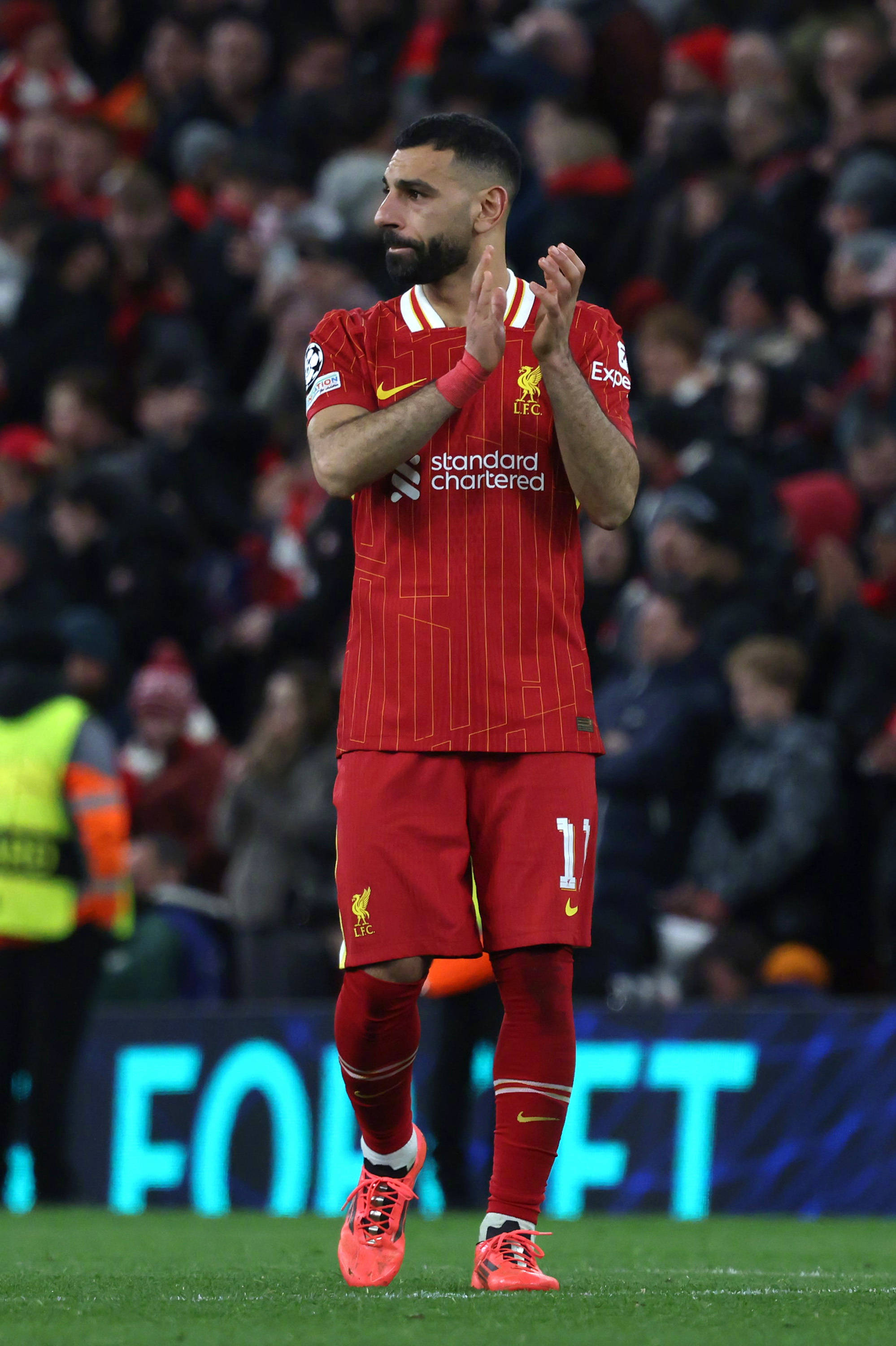 利物浦抢夺赛点，球王桑切斯再起