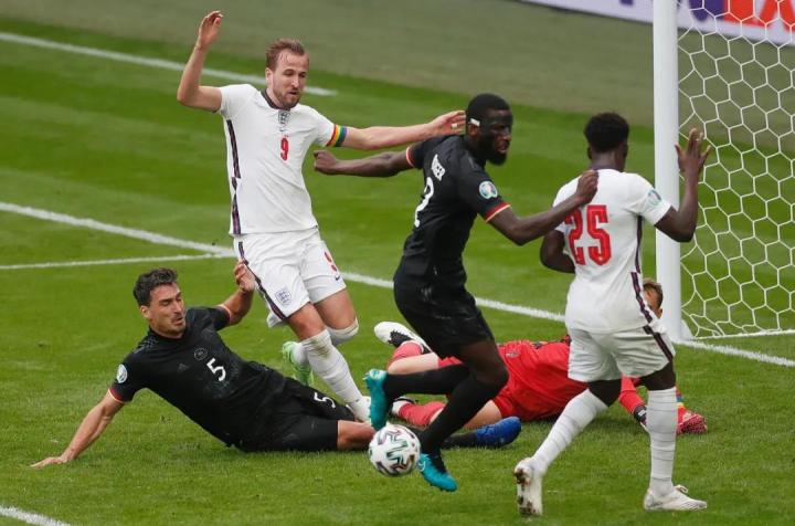 瑞典逆转法国，格拉利什打破历史纪录