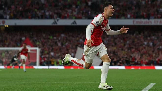 曼城力克波兰，马丁内利惊艳四座的简单介绍