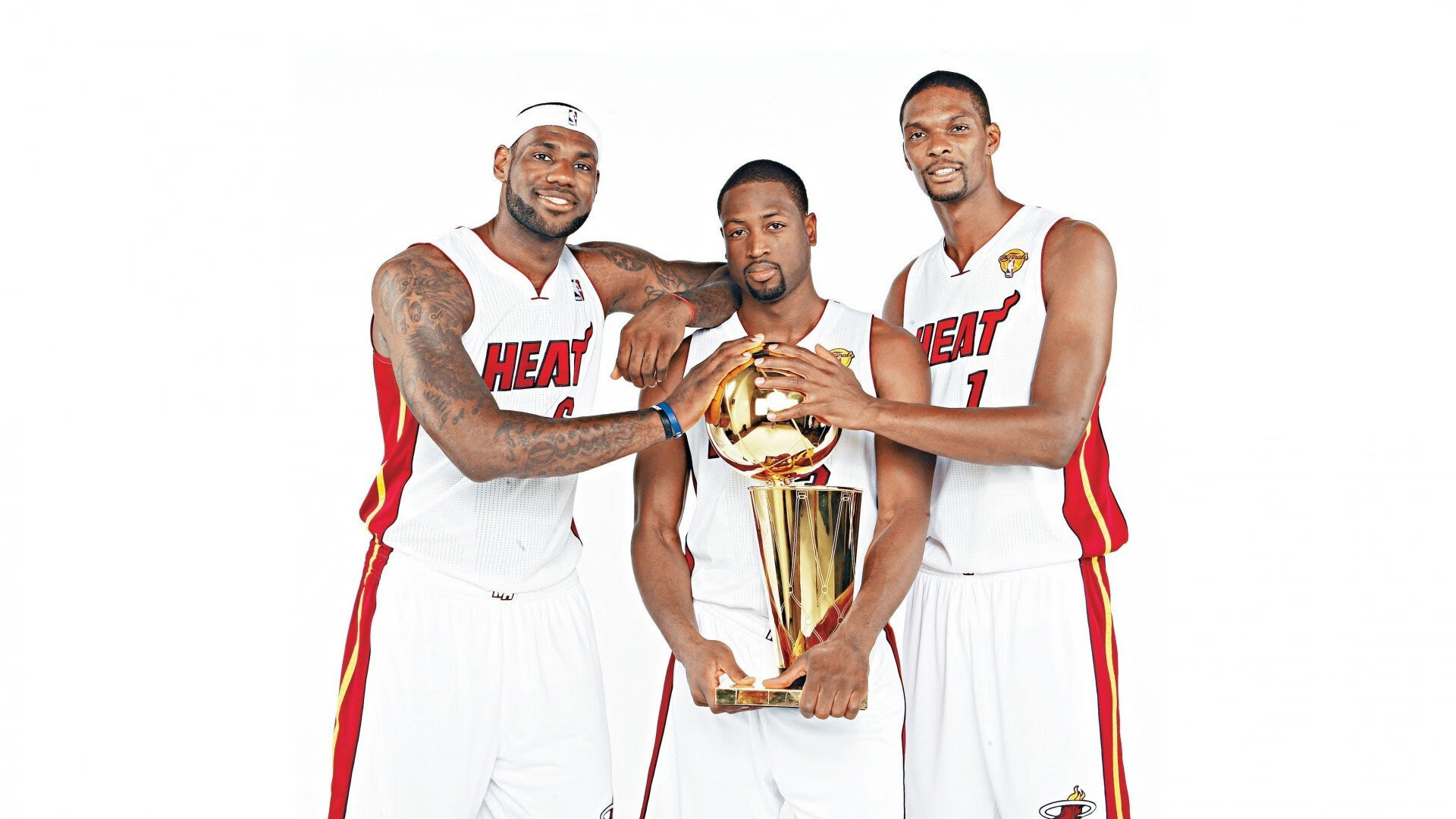 勇士硬仗取胜开拓者，恩比德成为关键先生